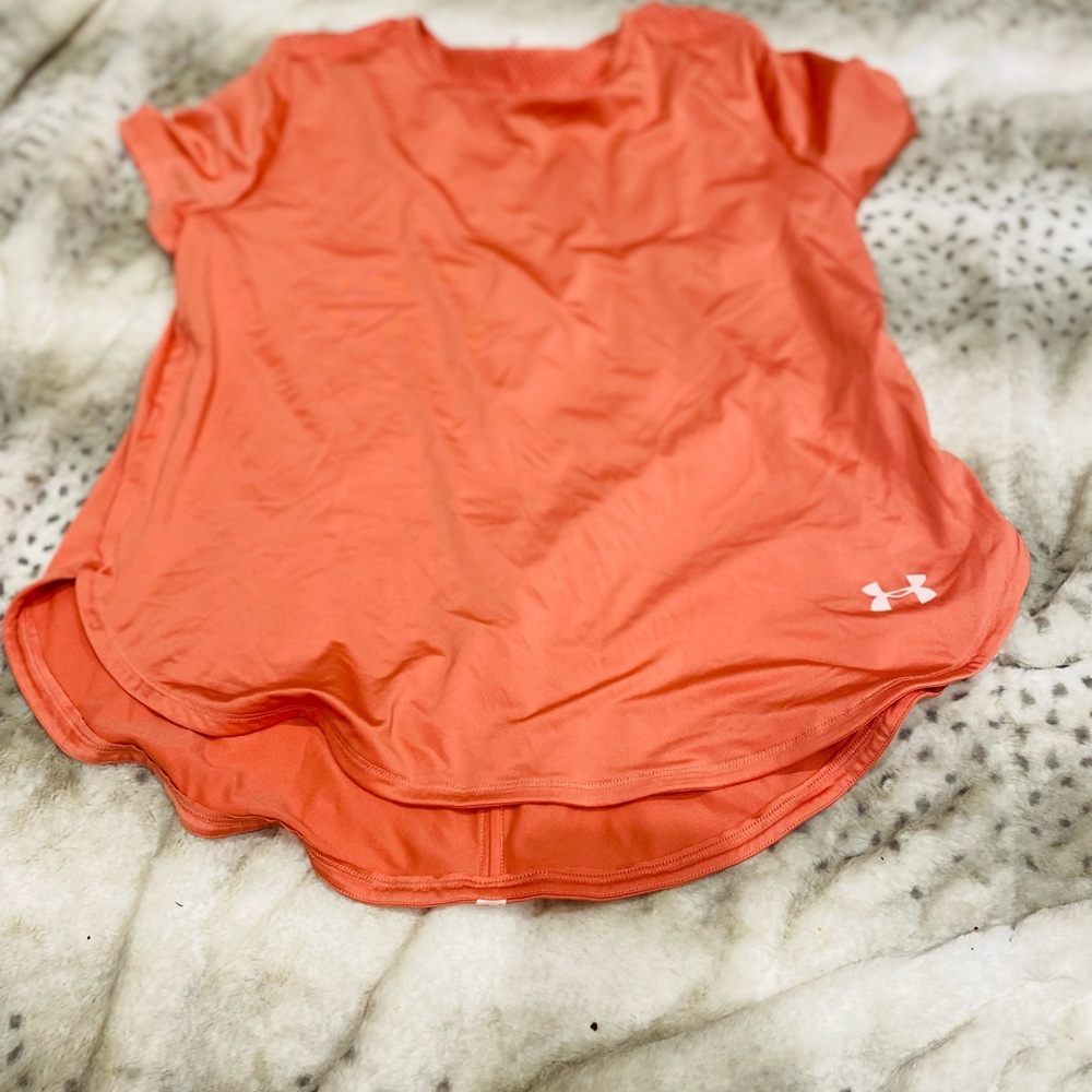 Under Armour tee. Large. NWOT